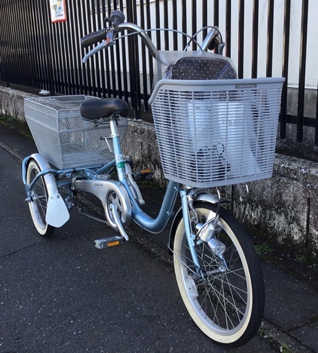 ＜整備・美品車＞ブリジストン BW10・三輪自転車 定価75,800円 ブルー 整備・美品車＞ブリジストン BW10・三輪自転車 定価75,800円 ブルー