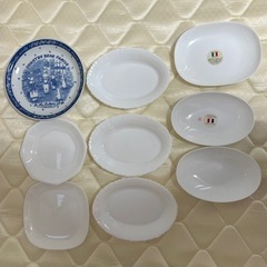 【新品】白いお皿のセット　8枚＋おまけ1枚　