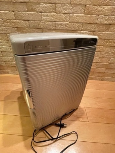 ポータブル保冷温庫