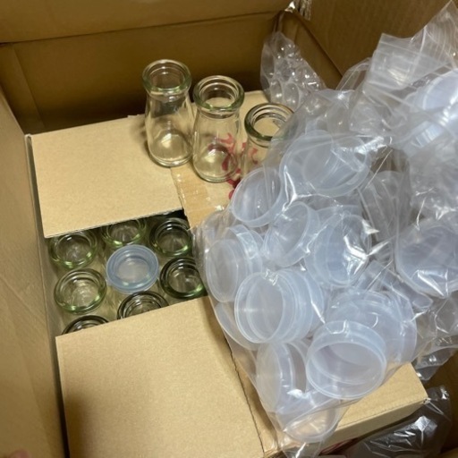 プリンやドレッシングなどの容器。新品未使用品です。