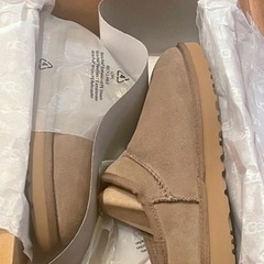 新品未使用 UGGのクラシック ムートンスリッパ ベージュ