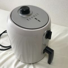 ☆中古☆【新品購入価格5,498円】ノンフライヤースリムW大容量...