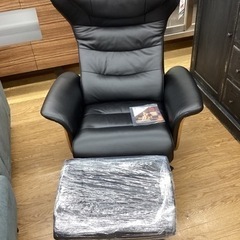 KJ-43【新入荷　アウトレット】ゼデレ　イタリアンレザー総革　パーソナルチェア&オットマン　黒