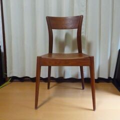 早い者勝ち！半額に値下げしました！引き取り限定　北欧風チークアンティークチェアー５脚