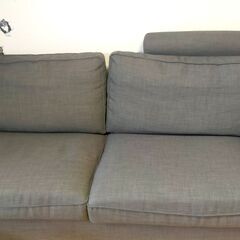 ★★セール済★★ IKEA KIVIK シーヴィク 3人掛けソファ＋1台ネックサポート付き (2021年モデル）