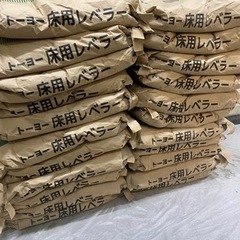 未使用コンクリート 床用レベラー25kg 22袋