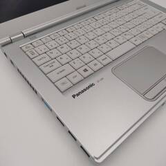 Panasonic Let's note 第6世代Core i5搭載 SSD128G メモリ4G 14インチ