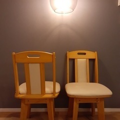 値下げ　ダイニングテーブル　&    イス2脚