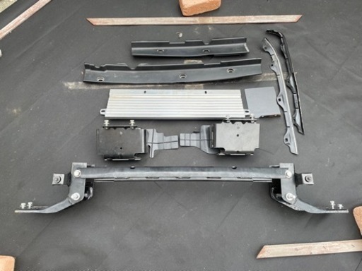 再販ランクル70 フロントバンパーフォグランプ付き リアバンパー左右 中古