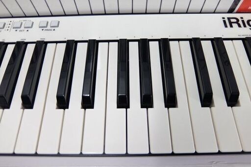 美品☆IK Multimedia iRig Keys Pro IK000029 N12553 MIDIキーボード/コントローラー 37鍵盤