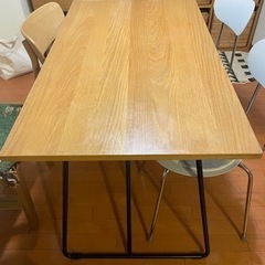 無印良品　オーク材折り畳みテーブル決まりました