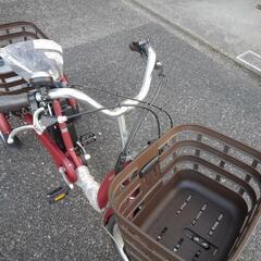 新品展示処分車　三輪車　電動自転車　ブリヂストン　ラクットワゴン　FW0B40　２０×１６インチ　小傷あり　定価税抜１９５,８００（税込２１５,３８０