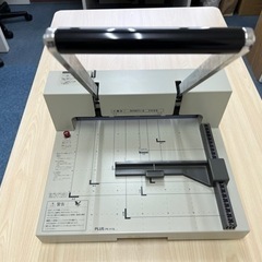 PLUS K-513L 裁断機 15mm Amazon | プラス 断裁機 PK-513L 裁断幅A4タテ 26-106 | 裁断機・替刃