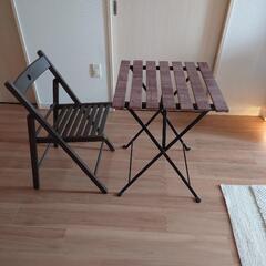 IKEA テーブル + チェアー