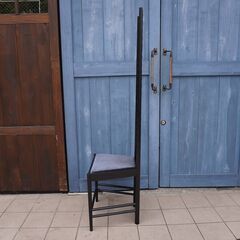 Cassina(カッシーナ)のチャールズ・レニー・マッキントッシュによるデザインの292 HILL HOUSE,1(ヒルハウス,1) ラダーバックチェア。ニューヨーク近代美術館所蔵の名作椅子です♪CI125