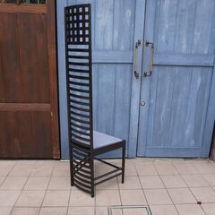 Cassina(カッシーナ)のチャールズ・レニー・マッキントッシュによるデザインの292 HILL HOUSE,1(ヒルハウス,1) ラダーバックチェア。ニューヨーク近代美術館所蔵の名作椅子です♪CI125