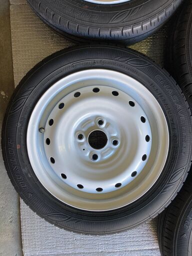 軽自動車用　鉄チンホイールタイヤセット