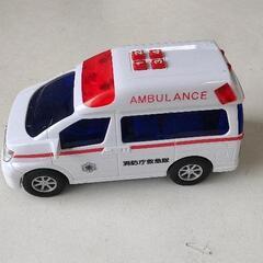 1012-026 救急車おもちゃ