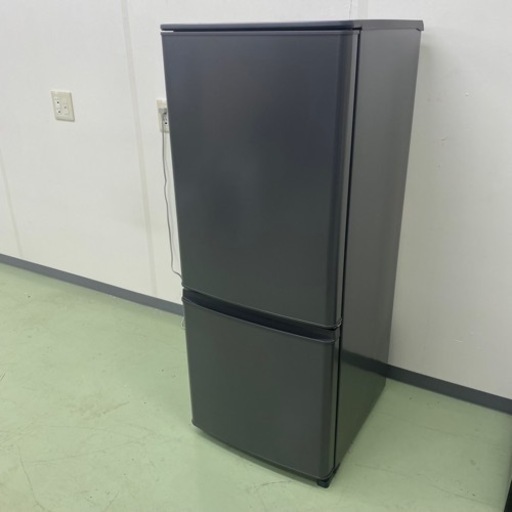 10/29 販売済IS 2020年製 MITSUBISHI ノンフロン 冷凍冷蔵庫 MR-P15F-H 2ドア 146L  マットチャコール 冷蔵庫 三菱電機 菊倉TK