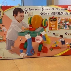 乳幼児用車型おもちゃ