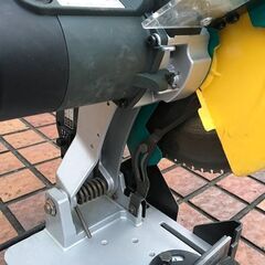 MITACHI MCM305GB マルチ切断機 コード式【市川行徳店】【店頭取引限定】【中古】管理番号：IT6GL3XX5Y1O MITACHI MCM305GB マルチ切断機 コード式【市川行徳店】【店頭取引限定