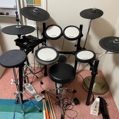 浦安弁天　ドラム　一式　dtx502 ヤマハYAMAHA 子供がほとんど使ってなかった。