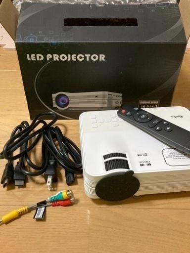 プロジェクター 小型　led projector