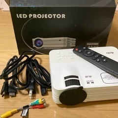 プロジェクター 小型　led projector