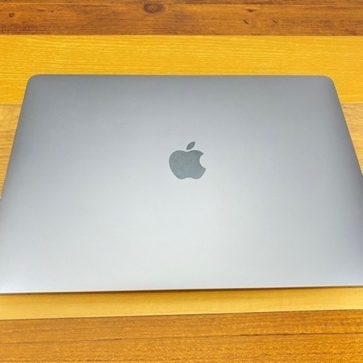 【新品同様　初期化済み】MacBook Pro 13インチ　2020モデル
