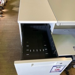 JJ-10 【オフィス家具専門店】プラスの脇机です！