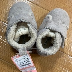 新品　靴13センチ　冬物