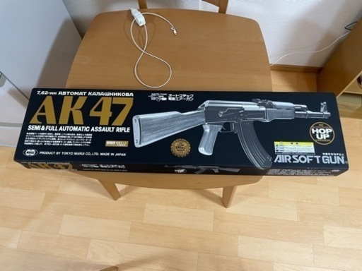 美品　東京マルイ　AK-47    箱　バッテリー　充電器付き