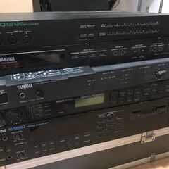 ビンテージな音楽機材　ラックエフェクター　サンプラー　音源モジュール　ドラムマシンなどまとめて ビンテージな音楽機材 ラックエフェクター サンプラー 音源モジュール