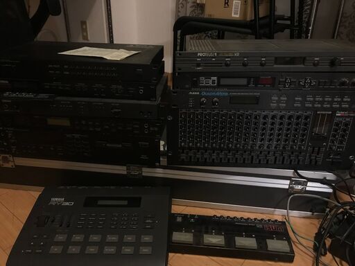 ビンテージな音楽機材　ラックエフェクター　サンプラー　音源モジュール　ドラムマシンなどまとめて