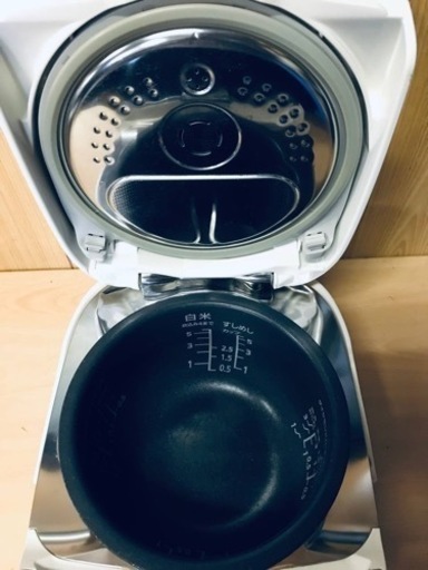 ②33番 パナソニック✨ジャー炊飯器✨SR-SY102J‼️