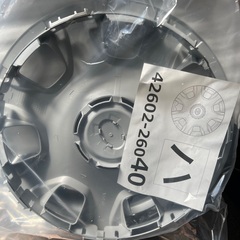 ハイエース　未使用タイヤ4本セット