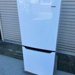 【ネット決済・配送可】ハイセンス　冷蔵庫　HR-D1301　20...