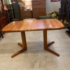 北欧ヴィンテージ　 チーク材 　デンマーク　伸長 4Pダイニングセット gudme mobelfabrik J.L.MOLLER　ジェーエルモラー　ヴィンテージ 　アンティーク　ブランド家具　デザイナーズ家具