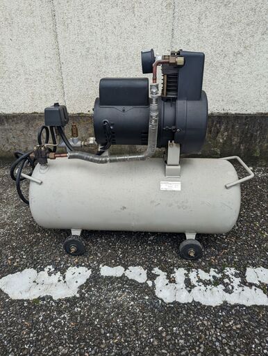 アネスト岩田 OFP-07C 常圧コンプレッサー【野田愛宕店】【店頭取引限定】【中古】ITGJOXCNQWE1 アネスト岩田 OFP-07C 常圧コンプレッサー【野田愛宕店】【店頭取引