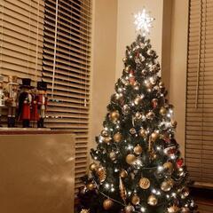 【お譲り先決定】クリスマスツリー 180cm (オーナメント付) お譲り先決定】クリスマスツリー 180cm (オーナメント付)