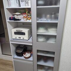 スライド扉 キッチンボード 食器棚（使用期間1年）