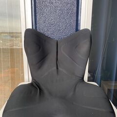 座椅子（黒）