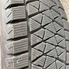 スタッドレスタイヤ　ブリヂストン　値段交渉ok