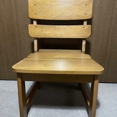 木製椅子　二脚セット