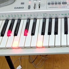 電子ピアノ　中古　接触不良　可動品