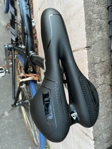 FUJI フジ ロードバイクBARRCUDA Tiagra 10s