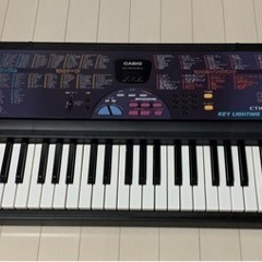 電子ピアノ【CASIO】光るキーボード