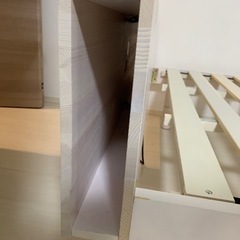 セミダブルすのこフレーム　マットレス付き