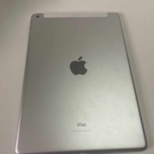 Apple iPad(第8世代)（型番：A2429)