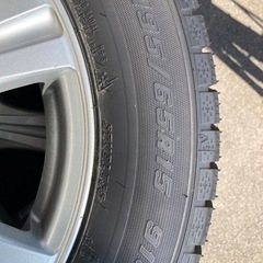 グッドイヤー　スタッドレスタイヤ　195/65R15 ホイール付き5穴